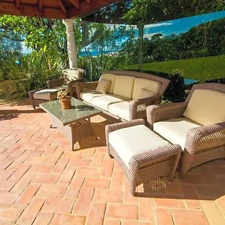 Sleeps 10 Pool Air Con Wifi *